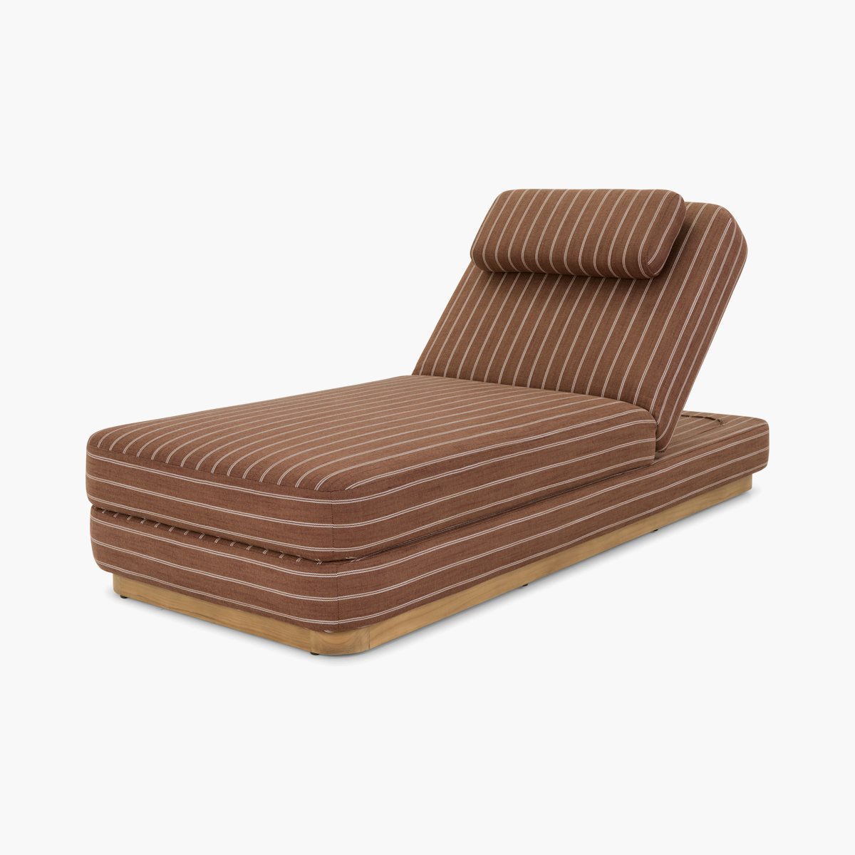 Stack Outdoor Chaise