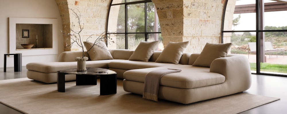 Atlason Americano Asymmetrical Double Chaise Sectional